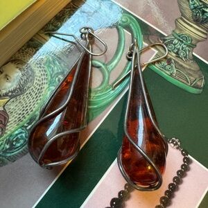 Beautiful Bakelite? tear drop earrings preowned sterling